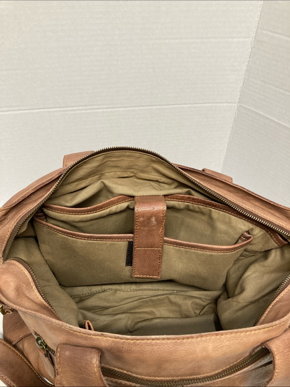 CARBON 2 COBALT distressed leather tote-bag Classic Brown Leather Satchel Bag - Picture 9 of 16